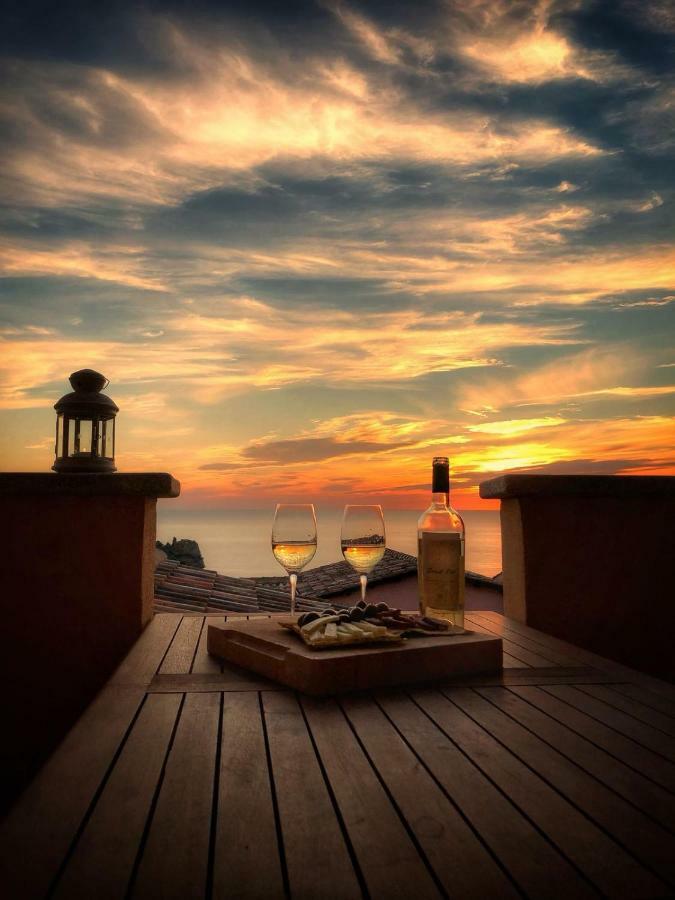 Villa Brezza Marina Nebida Buitenkant foto